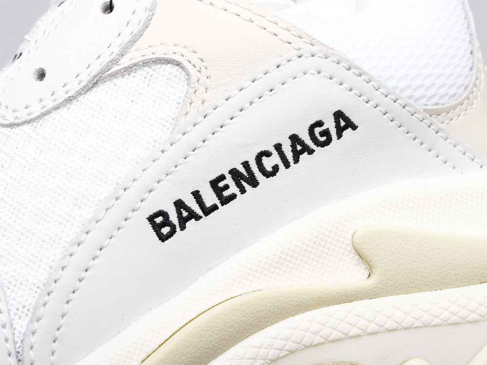 GLM - Bla Triple S Pure White Sneaker