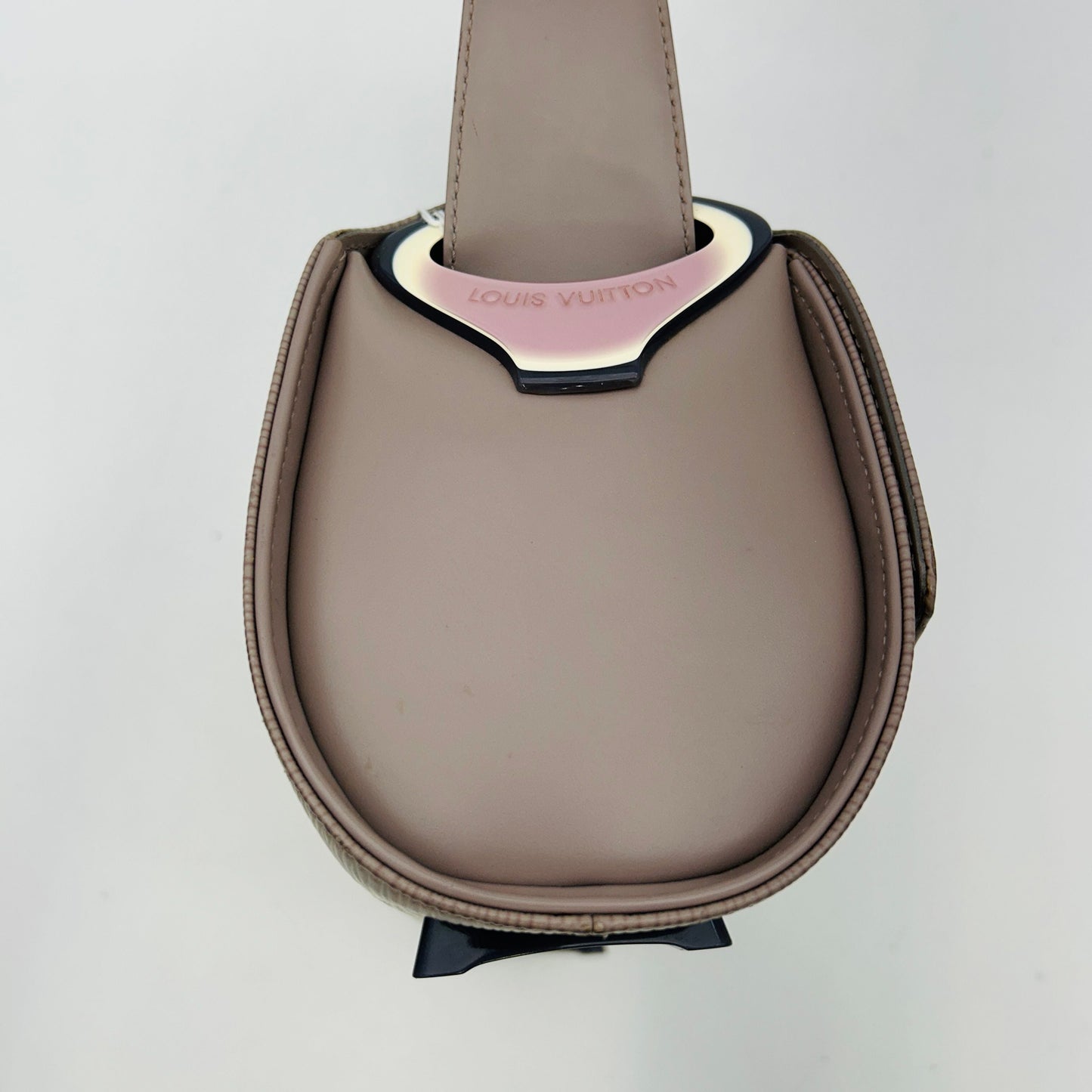 Louis Vuitton Lilac Epi Leather Nocturne PM Bag GP22275532