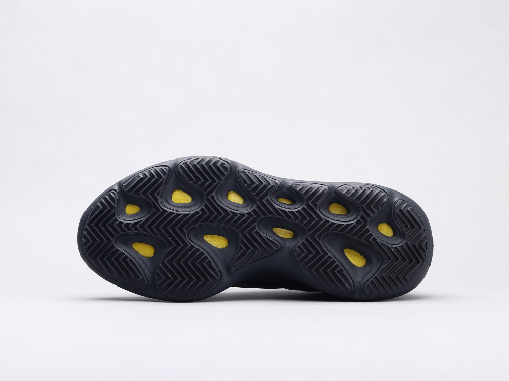 GLM - Yzy 700 Alvah Sneaker