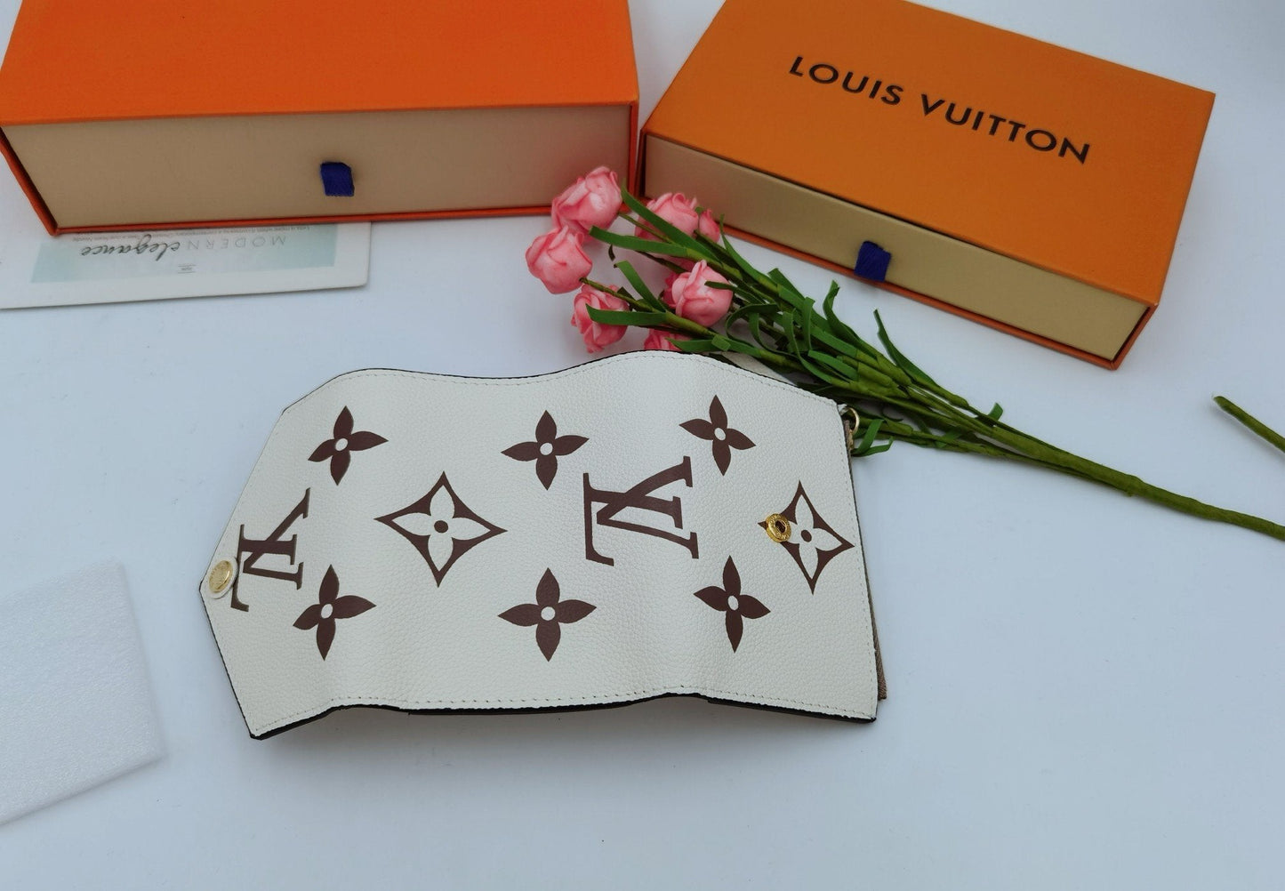 GLM - Top Quality Wallet LUV 001