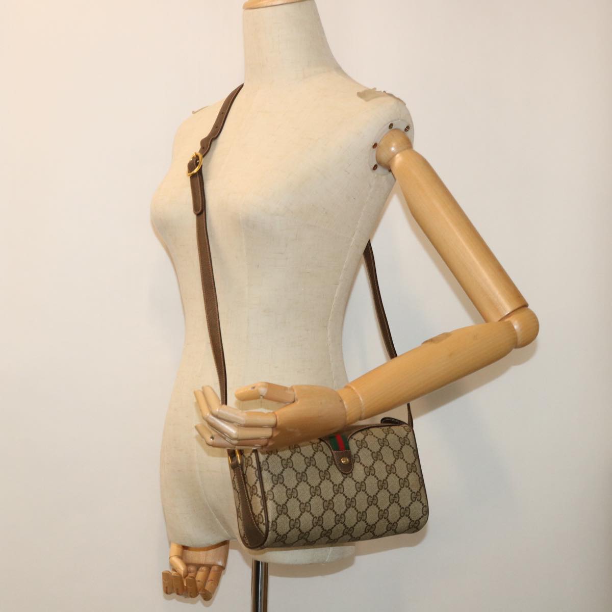 GUCCI GG Canvas Web Sherry Line Shoulder Bag Beige Red 89 02 018 ep1563