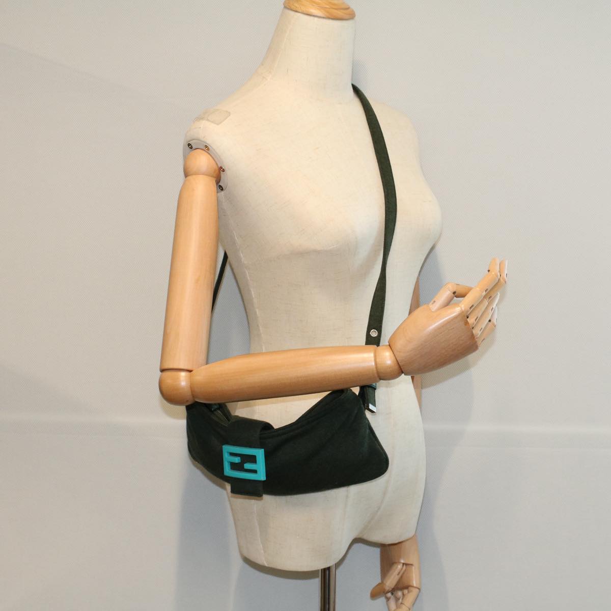 FENDI Mamma Baguette Shoulder Bag Nylon Green 2355 26685 009 ep2386