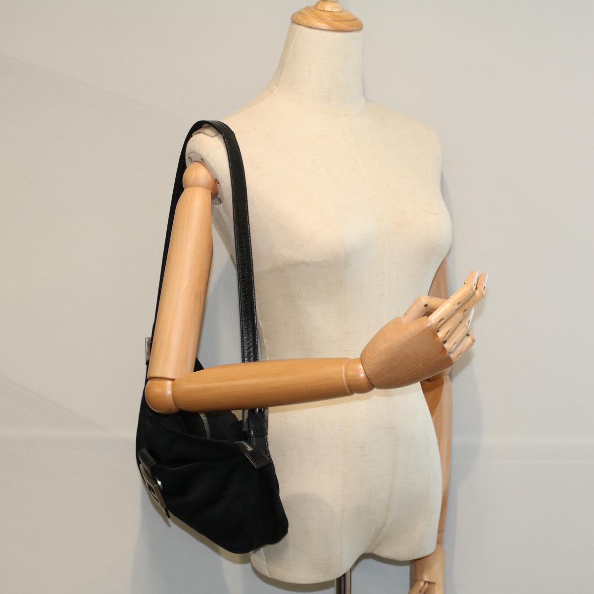 FENDI Mamma Baguette Shoulder Bag Nylon Black 2321 26566 099 ep2388