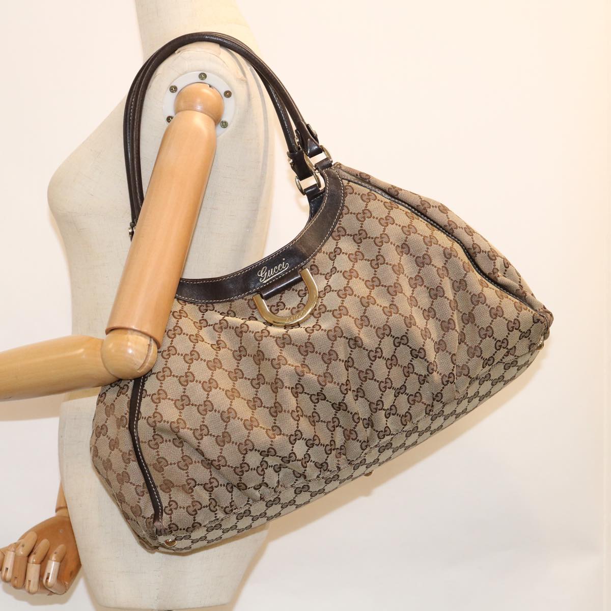 GUCCI GG Canvas Shoulder Bag Beige 189835 ep2509