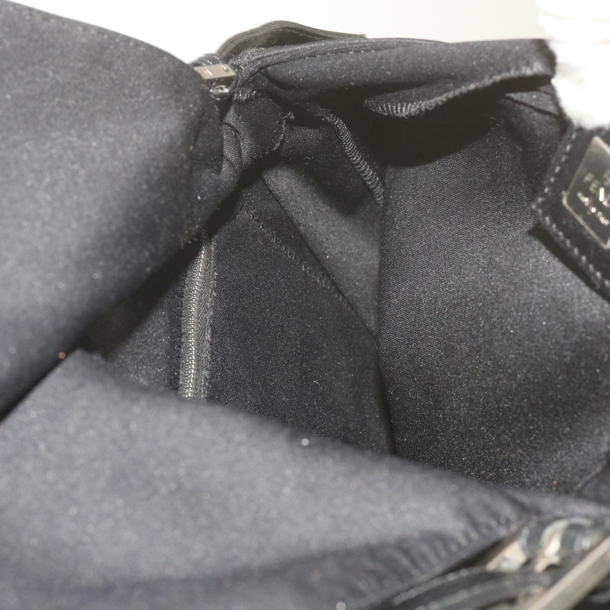 FENDI Mamma Baguette Shoulder Bag Nylon Black 2308 26325 008 ep2543
