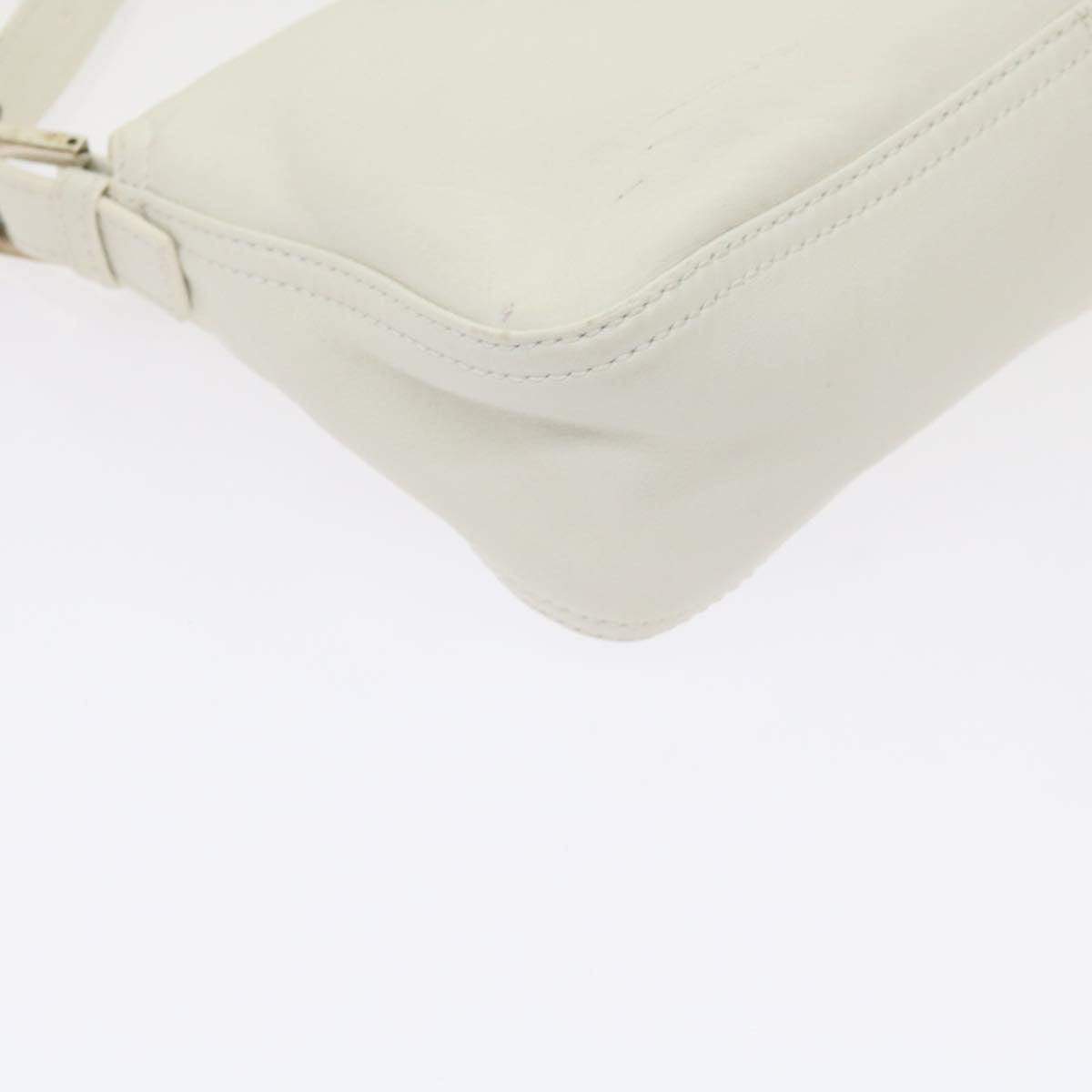 FENDI Mamma Baguette Shoulder Bag Leather White ep2545