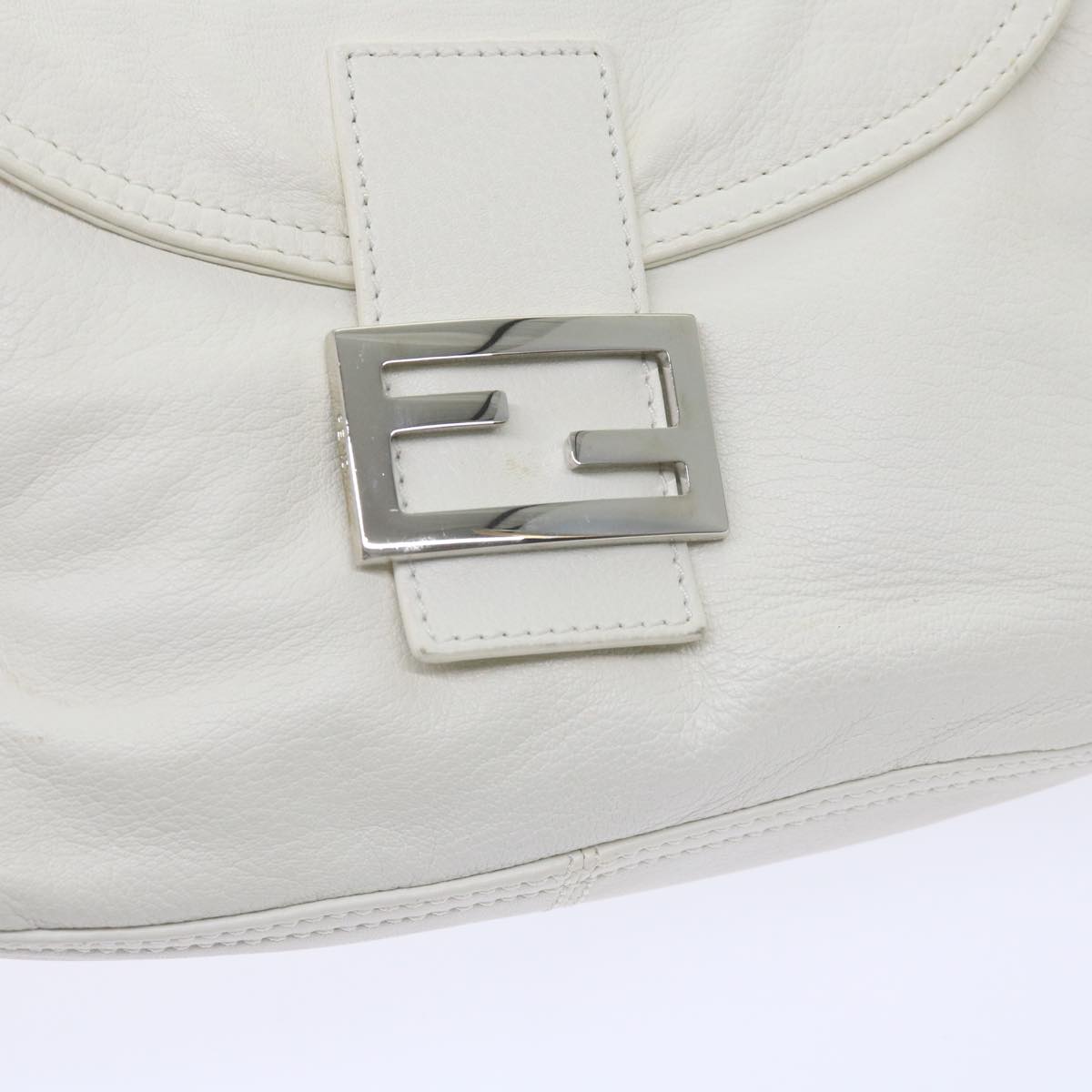 FENDI Mamma Baguette Shoulder Bag Leather White ep2545