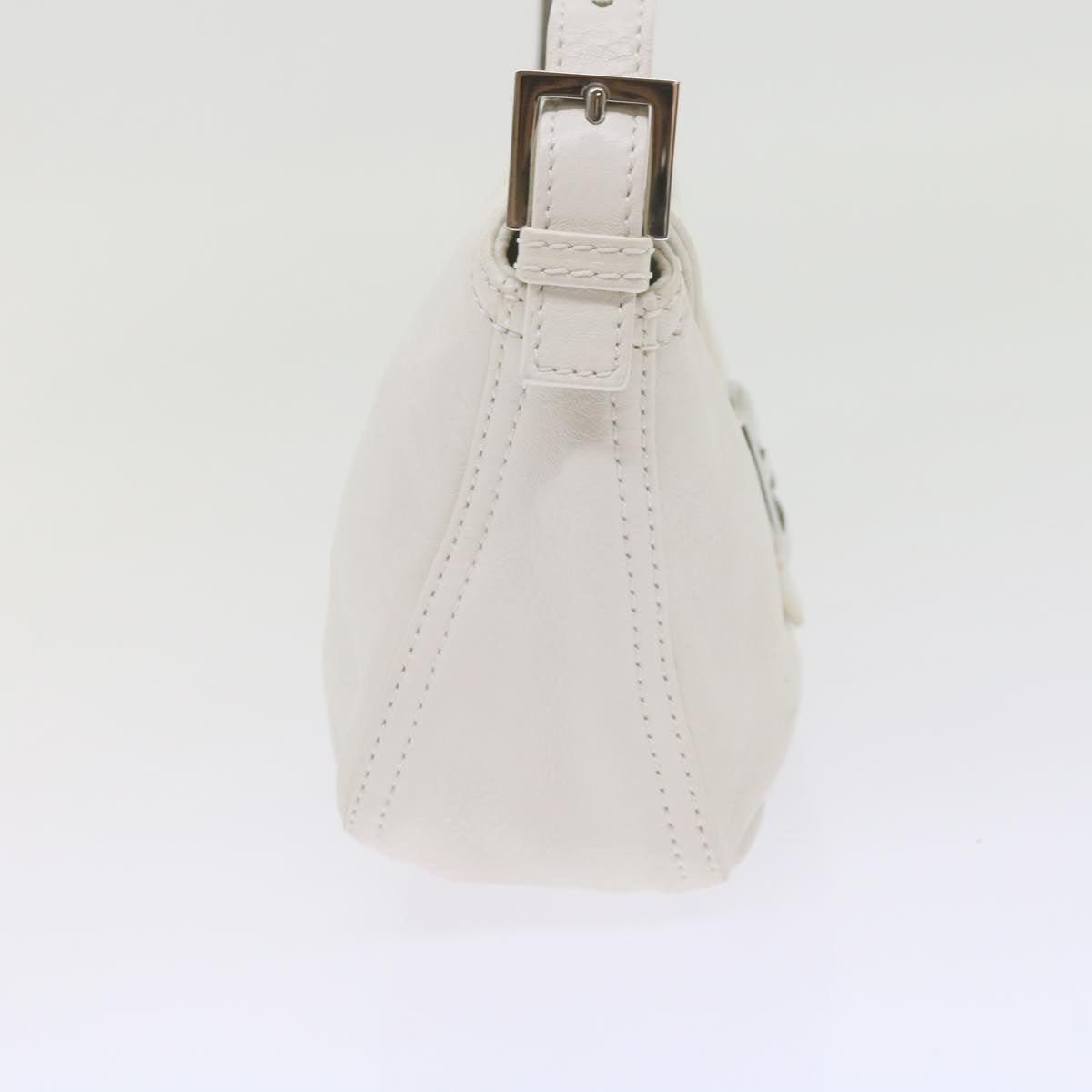 FENDI Mamma Baguette Shoulder Bag Leather White ep2545