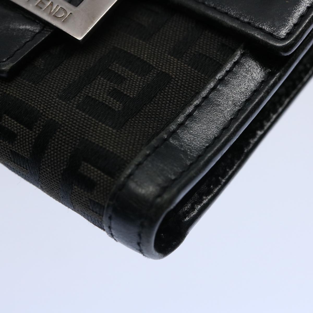 FENDI Zucchino Canvas Wallet Black ep2773