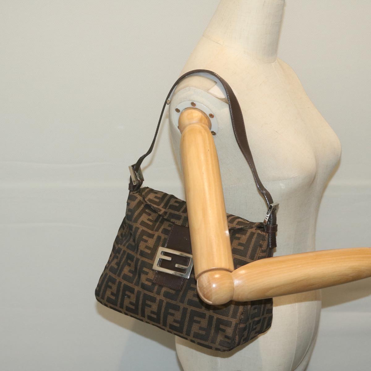 FENDI Zucca Canvas Mamma Baguette Shoulder Bag Brown Black ep3105