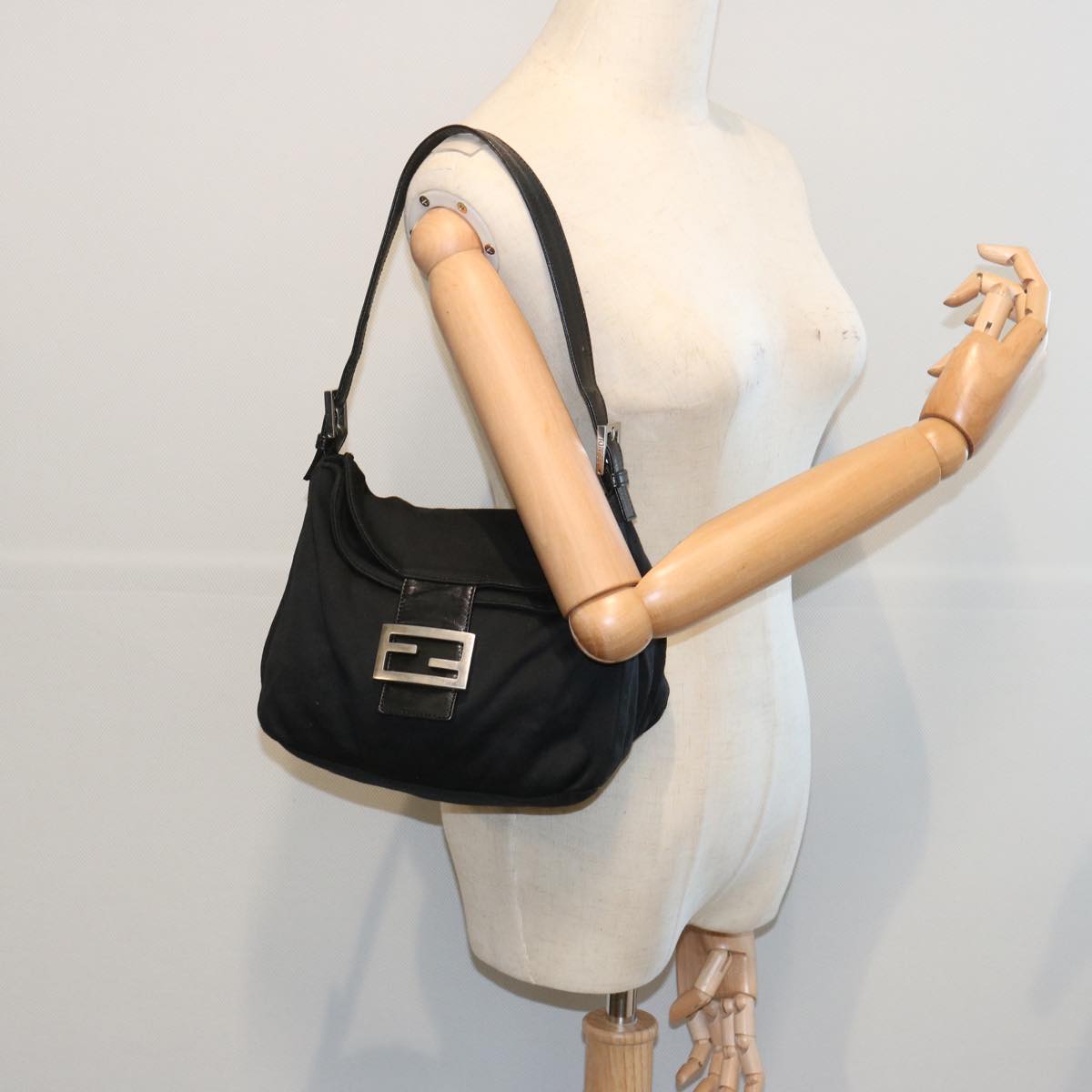 FENDI Mamma Baguette Shoulder Bag Nylon Black ep3241
