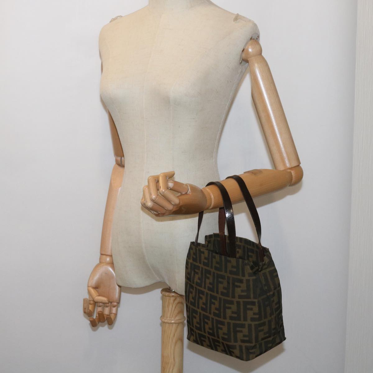 FENDI Zucca Canvas Hand Bag Black Brown ep3284
