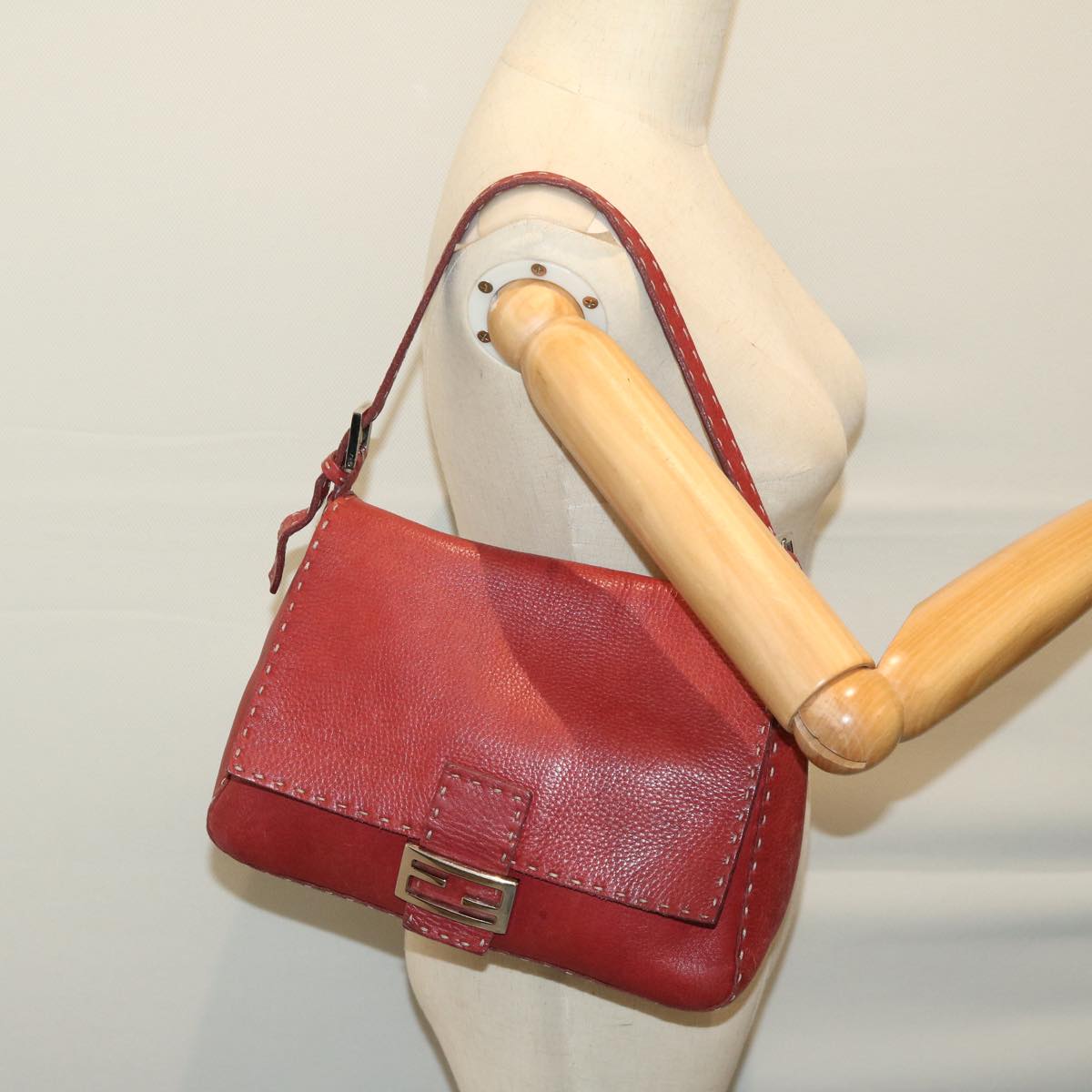 FENDI Mamma Baguette Shoulder Bag Leather Red ep3505