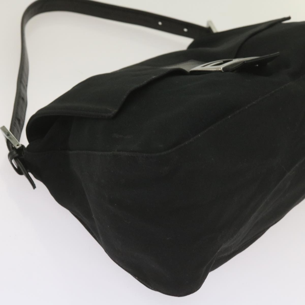 FENDI Mamma Baguette Shoulder Bag Nylon Black 2321 26325 079 ep3515