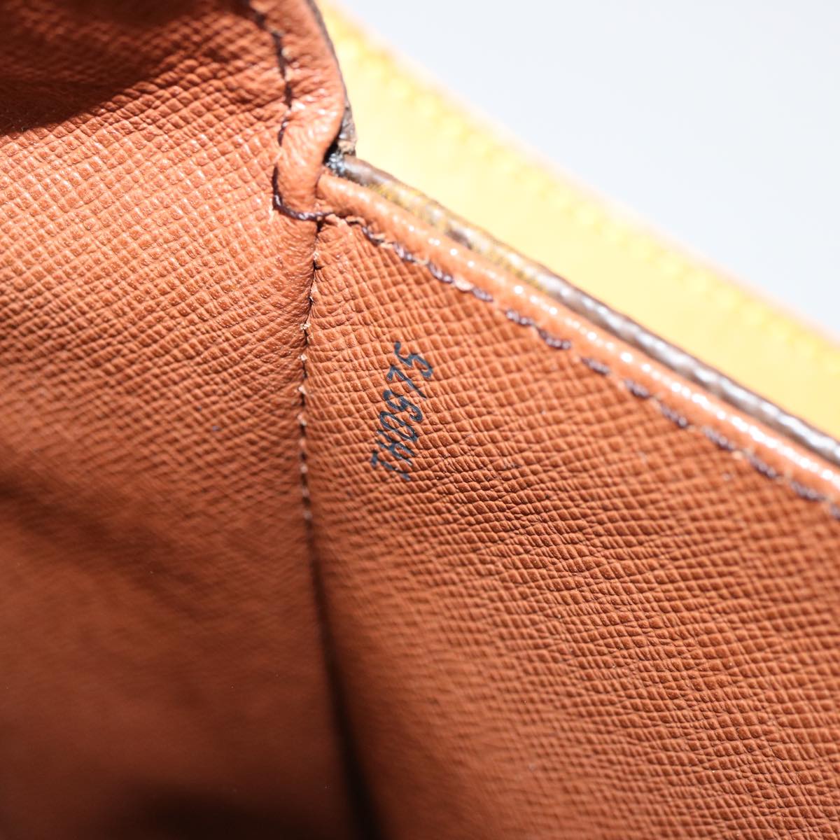 LOUIS VUITTON Monogram Saint Cloud GM Shoulder Bag M51242 LV ep3942