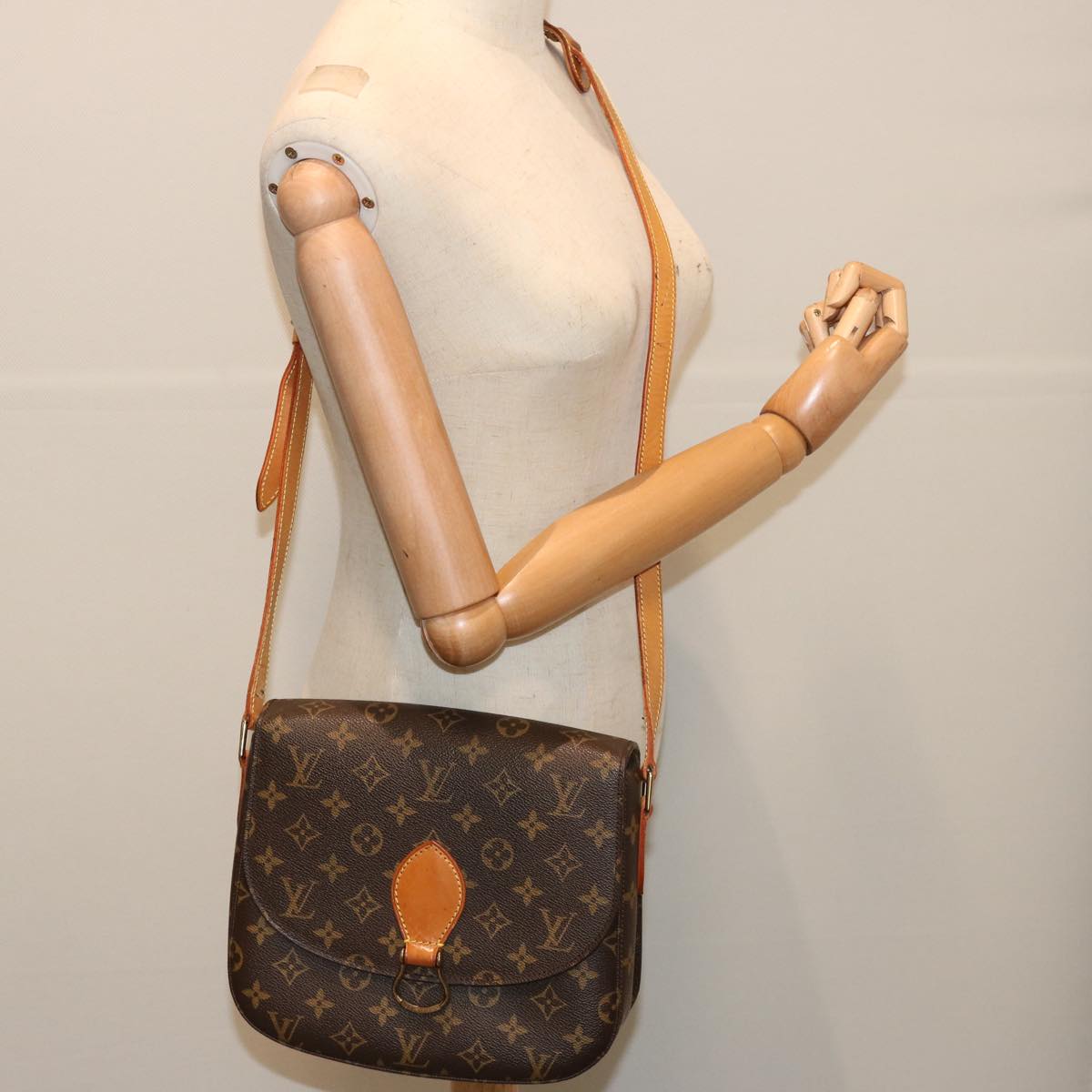 LOUIS VUITTON Monogram Saint Cloud GM Shoulder Bag M51242 LV ep3942