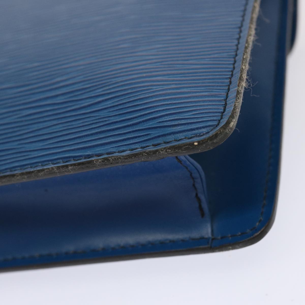 LOUIS VUITTON Epi Montaigne 27 Clutch Bag Blue M52655 LV ep4017
