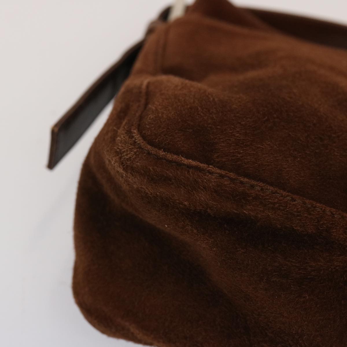 FENDI Mamma Baguette Shoulder Bag Suede Brown ep4073