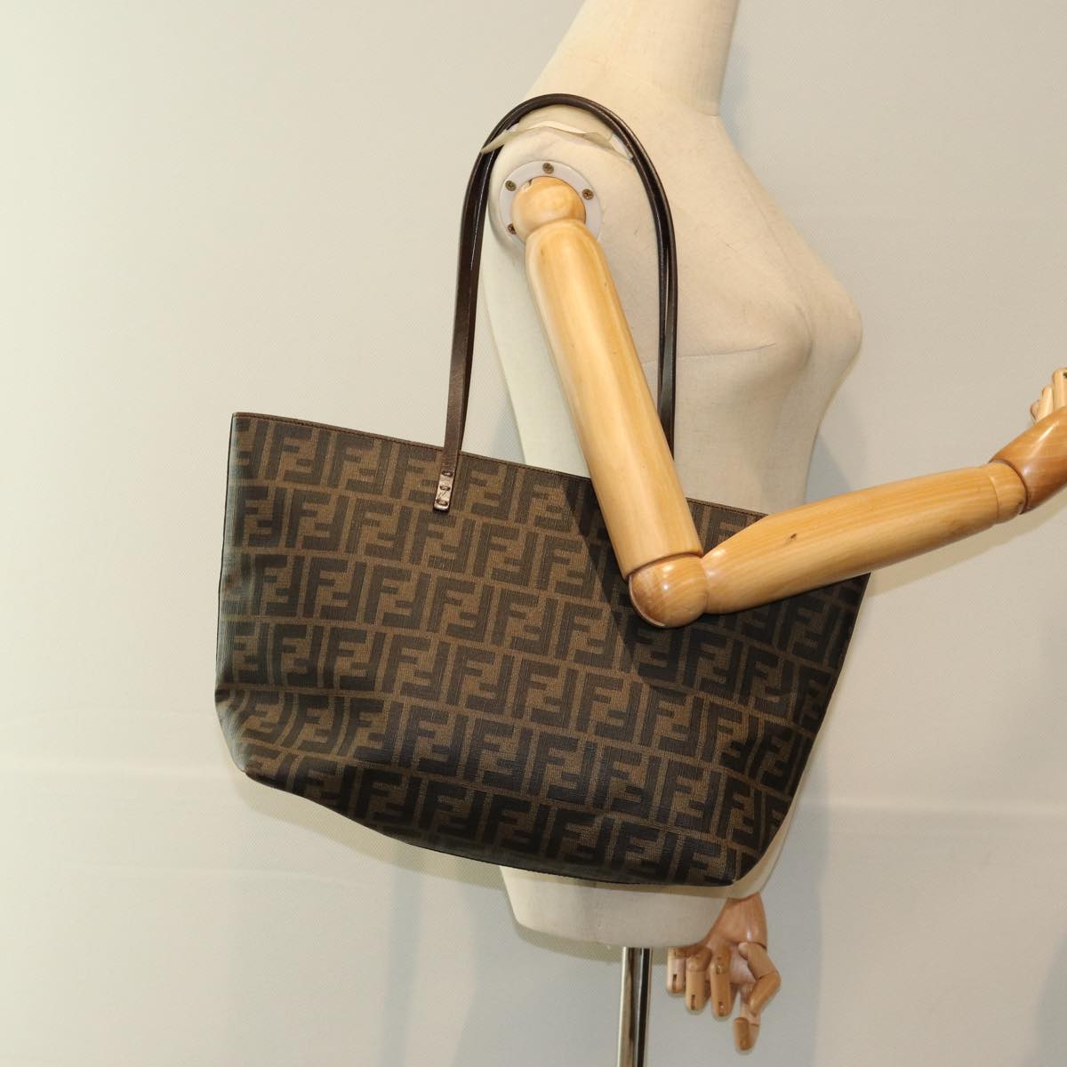 FENDI Zucca Canvas Tote Bag Brown Black ep4925
