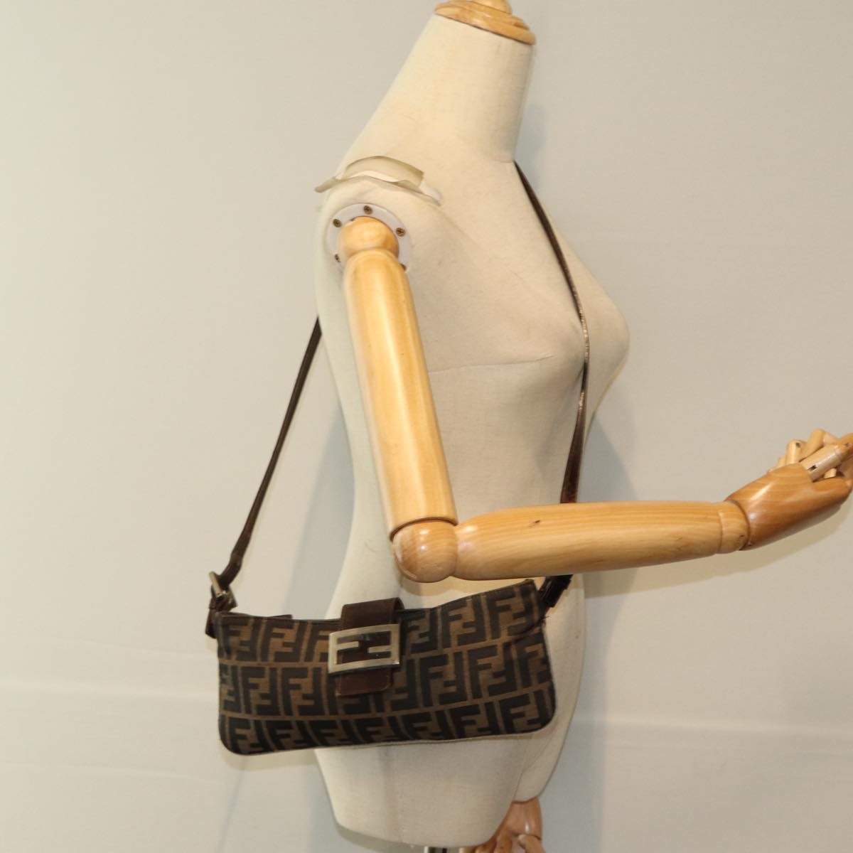 FENDI Zucca Canvas Shoulder Bag Brown Black ep4933