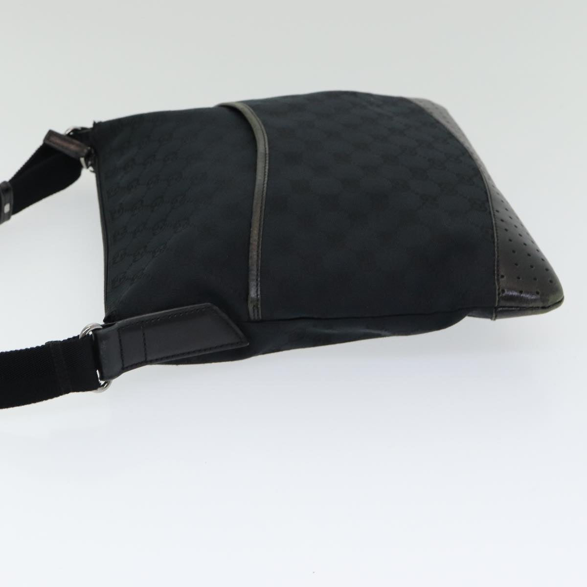 GUCCI GG Canvas Shoulder Bag Black 145857 ep5062