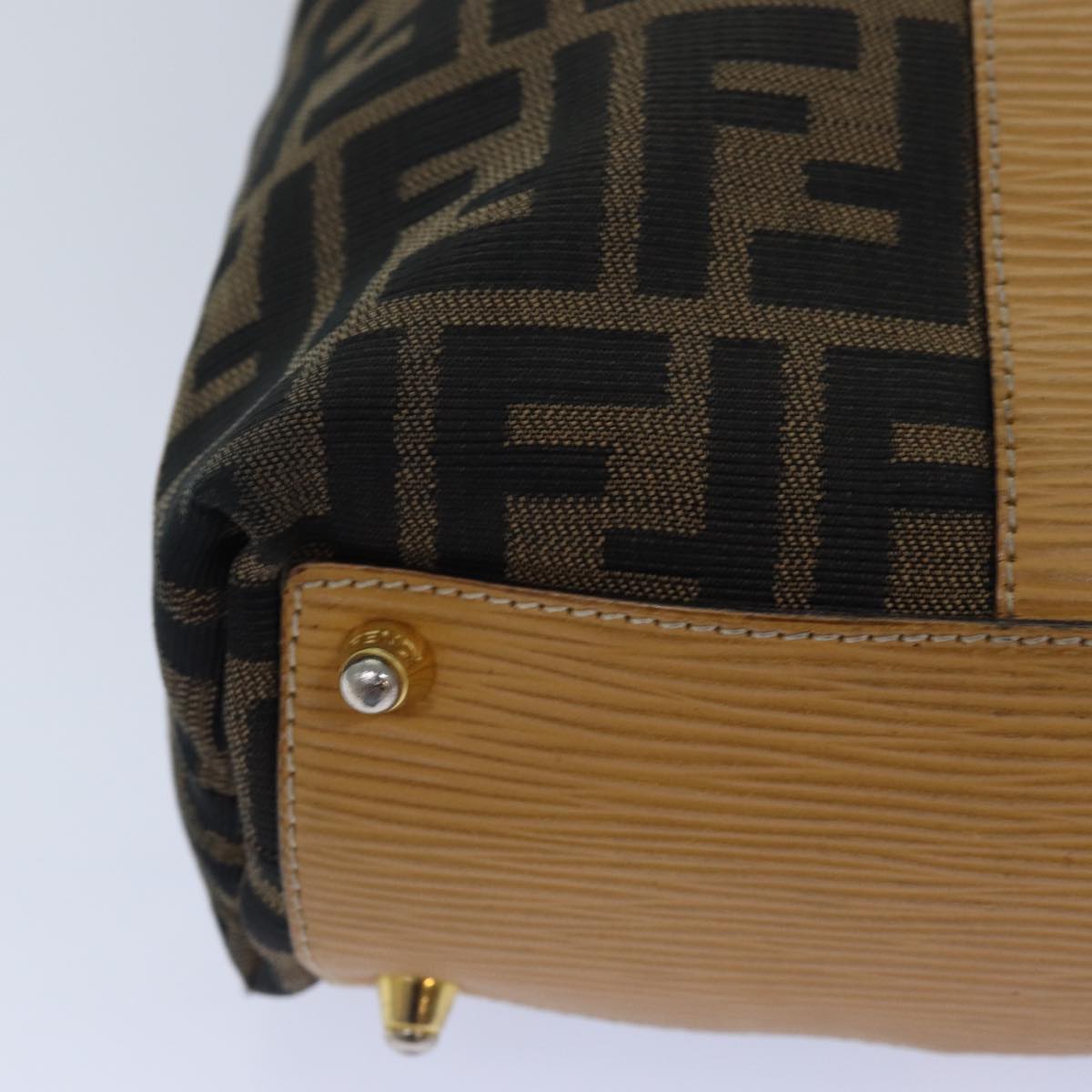 FENDI Zucca Canvas Hand Bag Brown Black gold ep5077