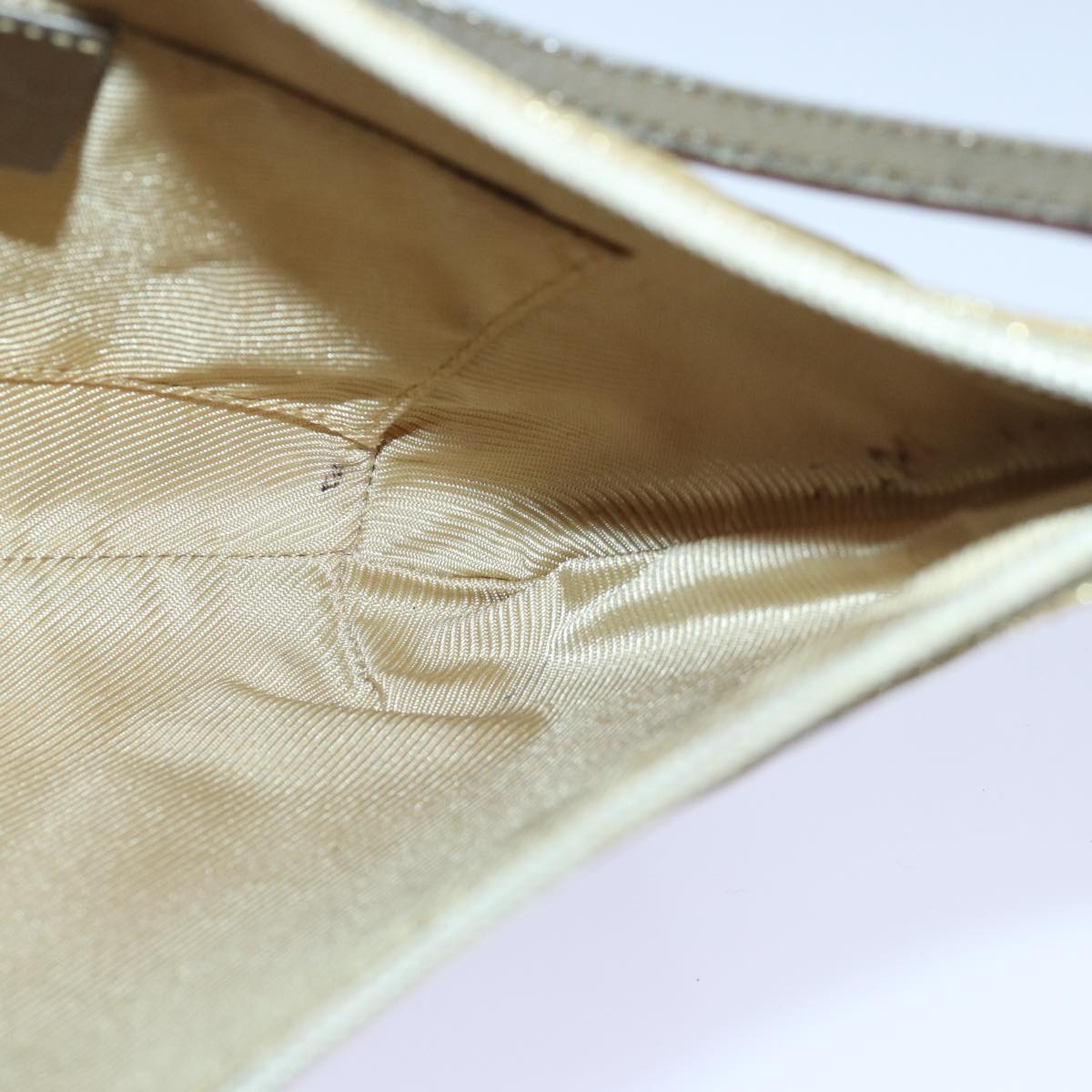 GUCCI GG Canvas Shoulder Bag Gold 005 0813 3444 ep5086