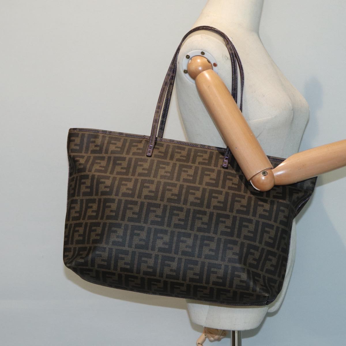 FENDI Zucca Canvas Tote Bag Brown Black gold ep5351