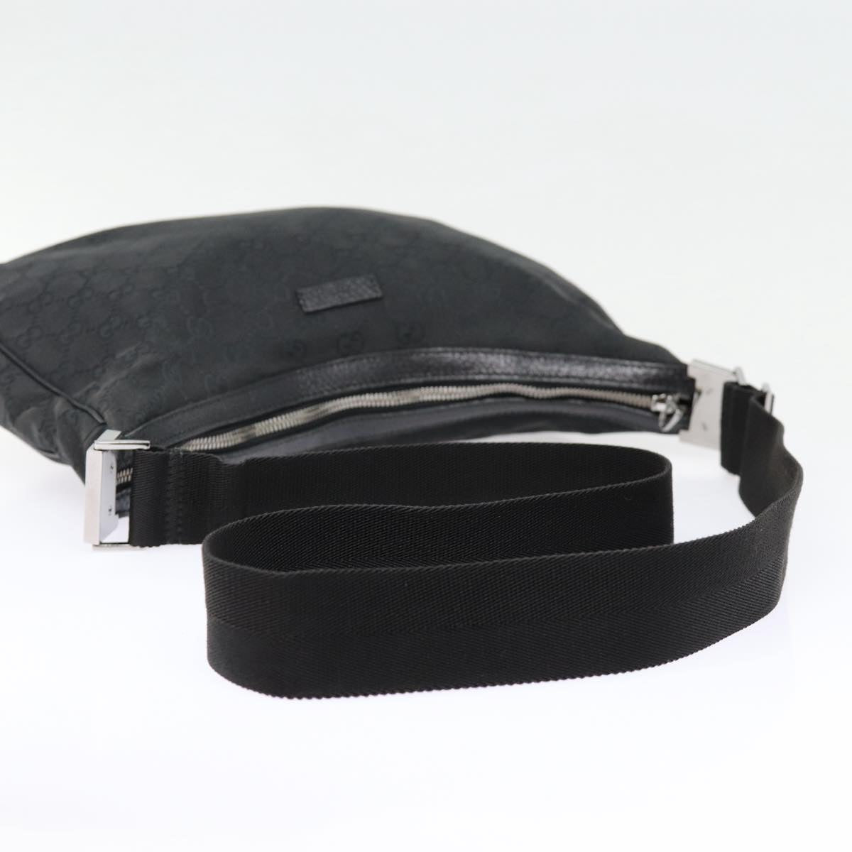 GUCCI GG Canvas Shoulder Bag Black Silver 122790 ep5580