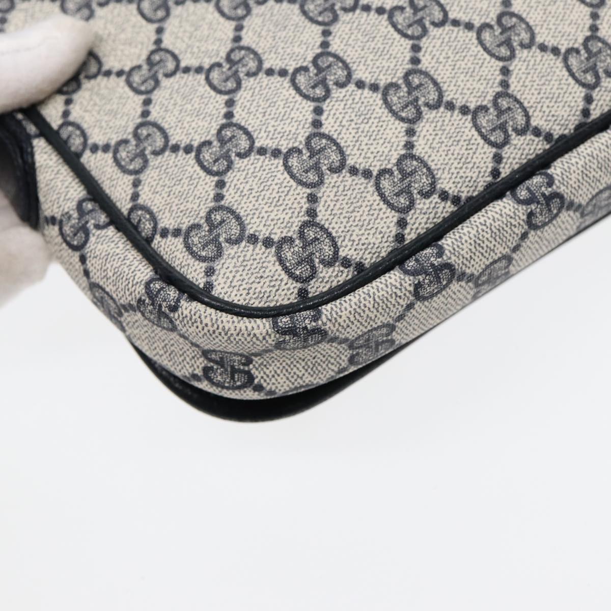 GUCCI GG Supreme Shoulder Bag PVC Navy Gold ep5618
