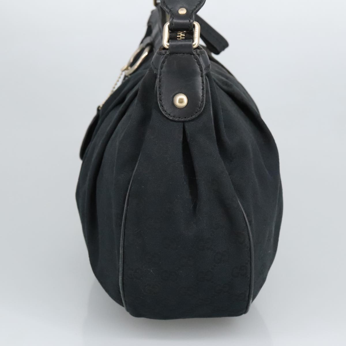 GUCCI GG Canvas Shoulder Bag Black Gold 232955 ep6310