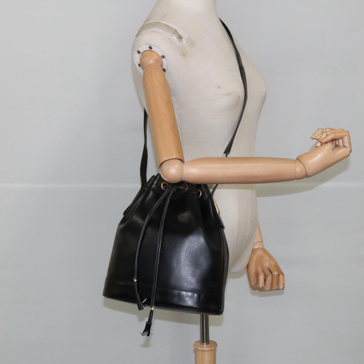 GUCCI Shoulder Bag Leather Black Gold ep6571