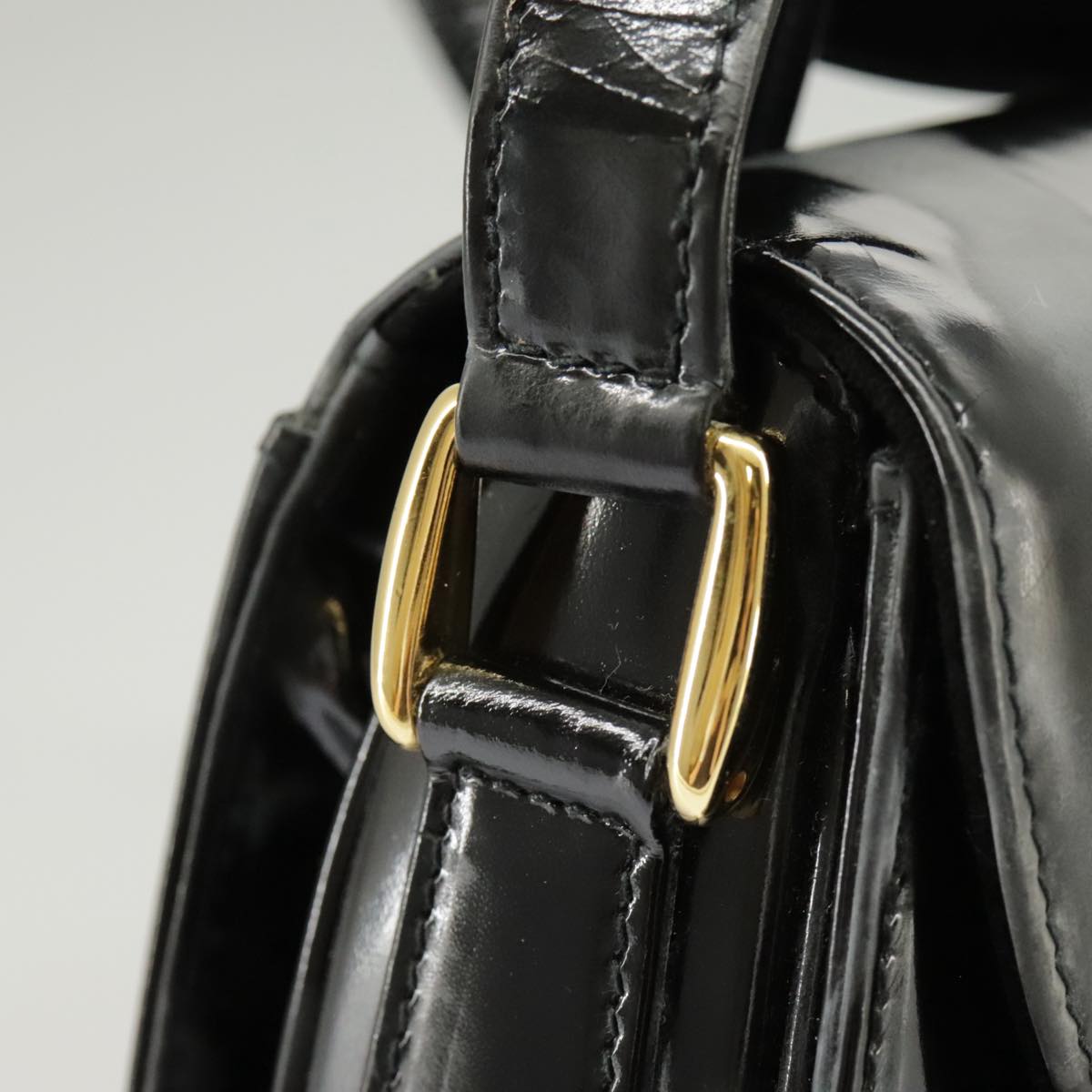 GUCCI Shoulder Bag Patent leather Black Gold ep6618