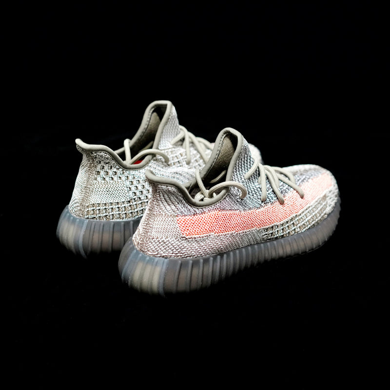 GLM - Yzy 350 Yzy Volcanic Ash Sneaker
