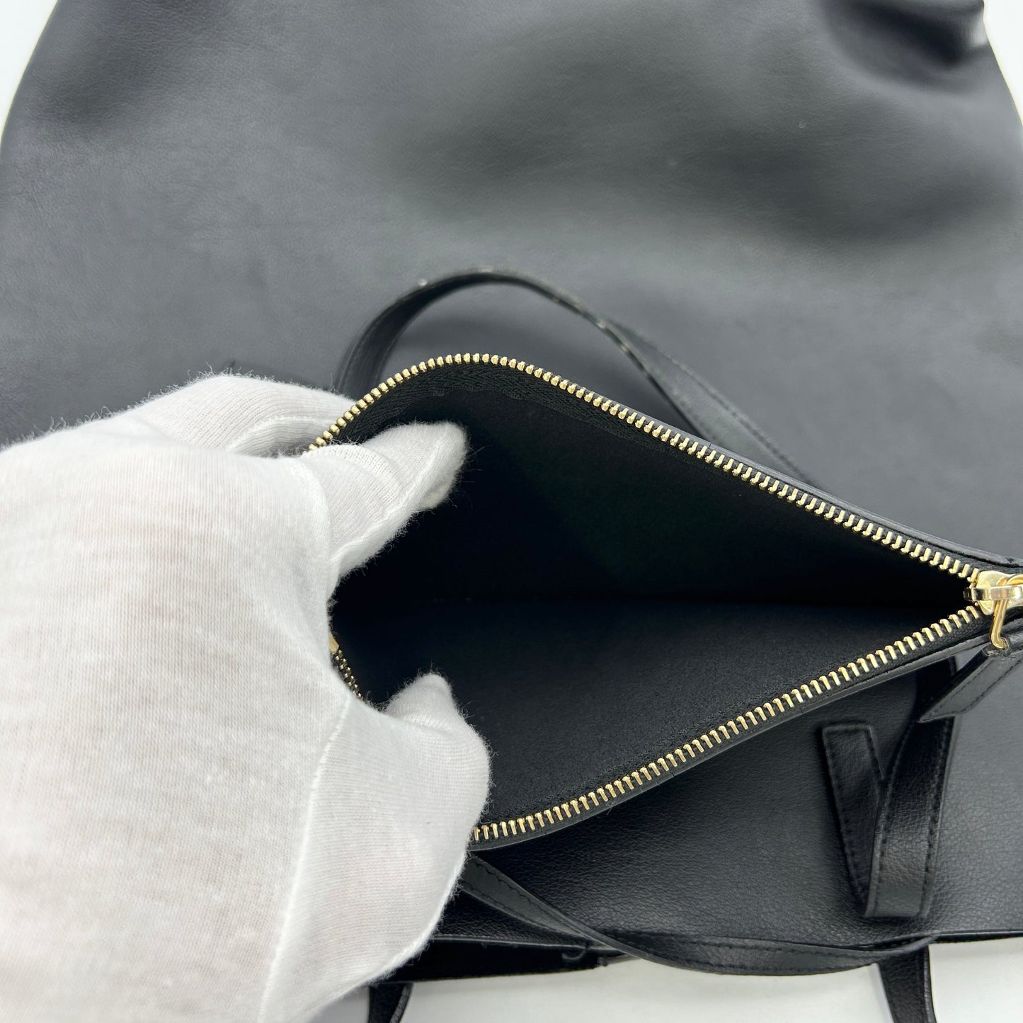 SAINT LAURENT Calfskin North-South Shopping Tote Black LA31604