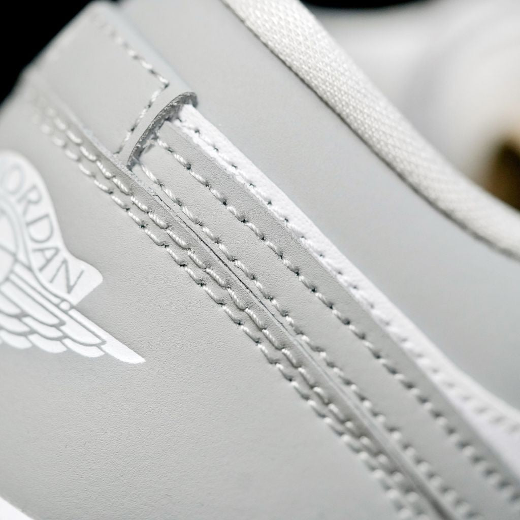 GLM - AJ1 low Wolf Grey off-white DIR