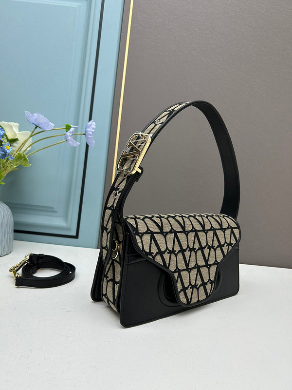GLM - VEL Bags - 166