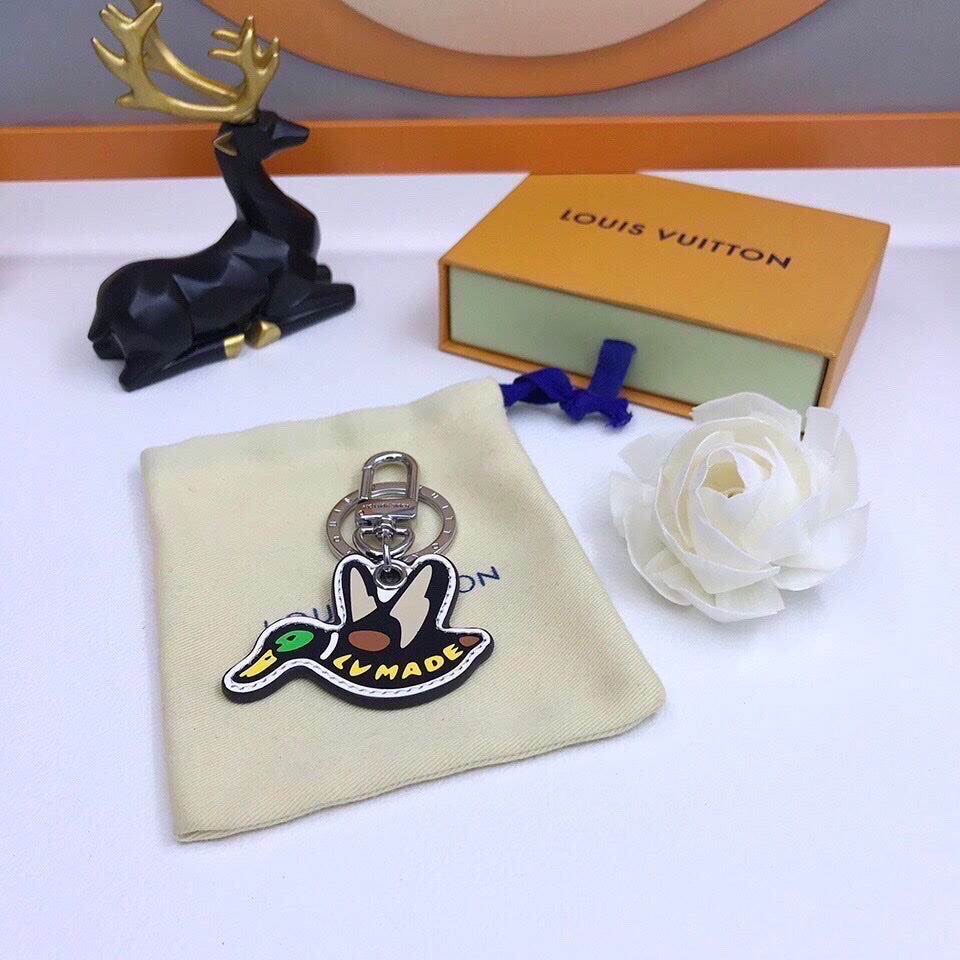 GLM - Top Quality Keychains LUV 011