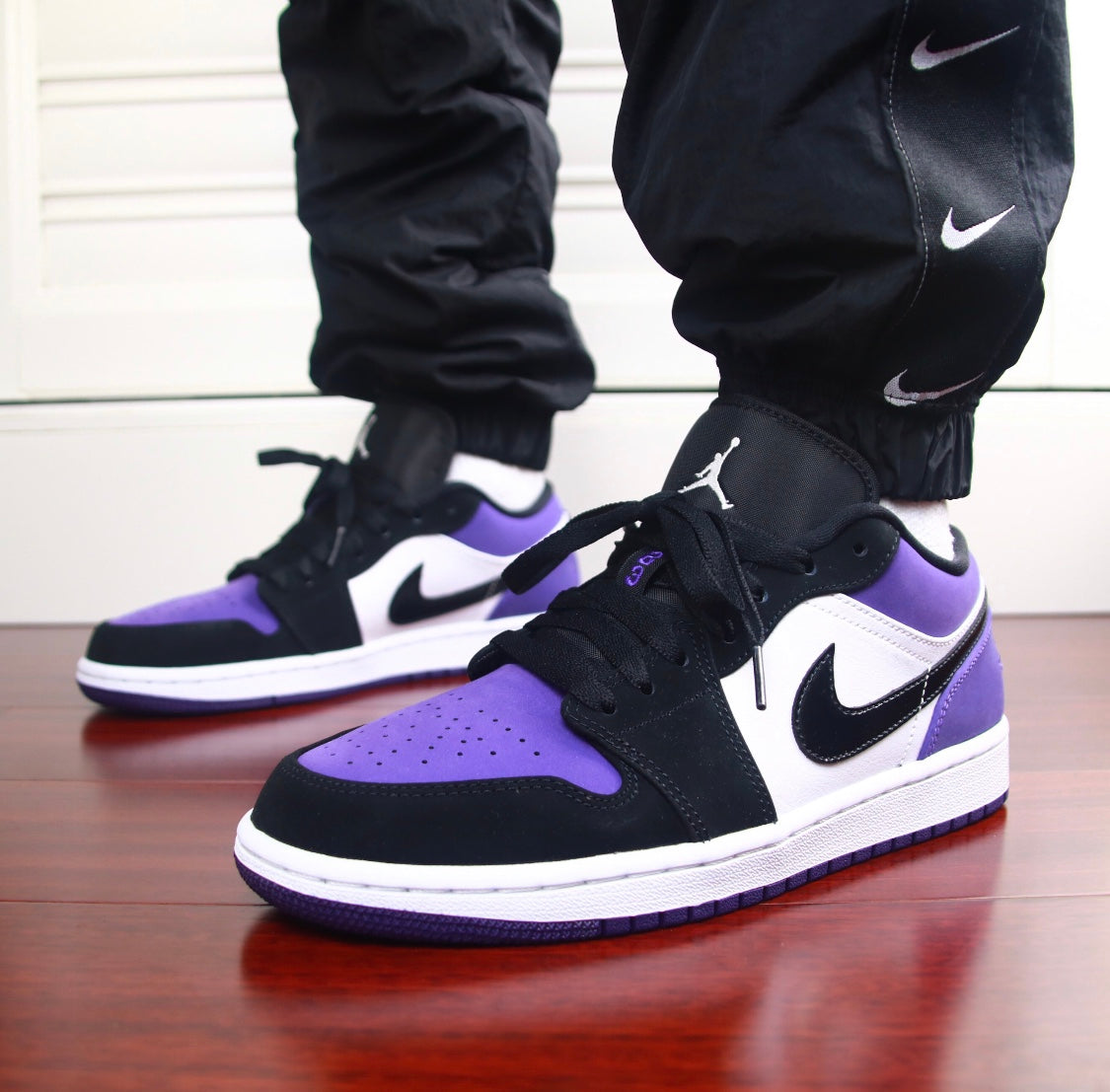 GLM - AJ1 black and purple toes