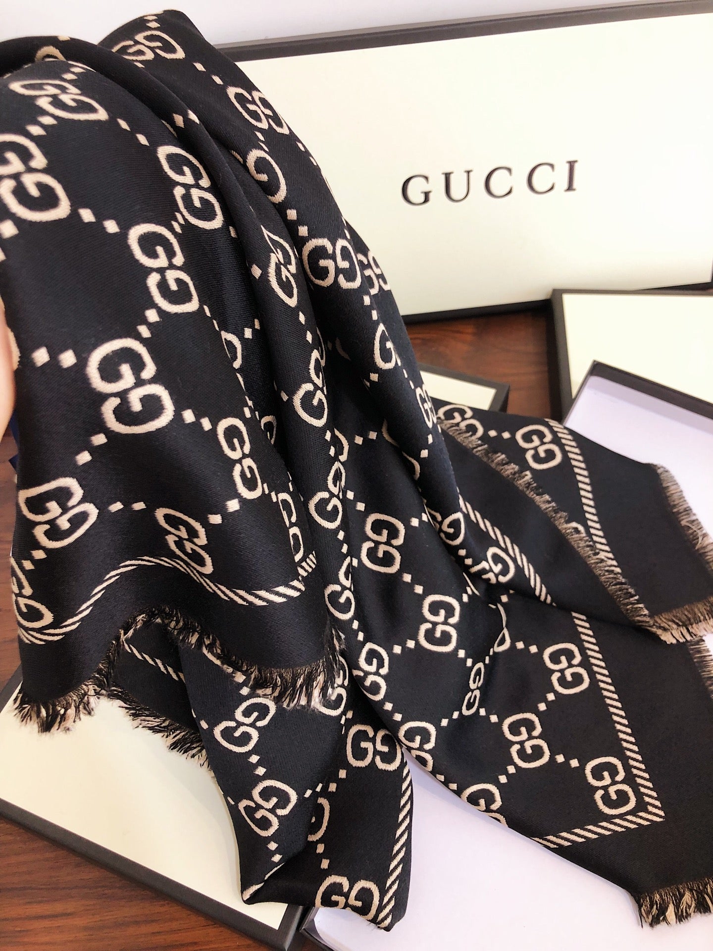 GLM - Top Quality GCI Scarf 029