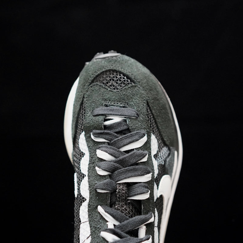 GLM - VaporWaffle Black & White