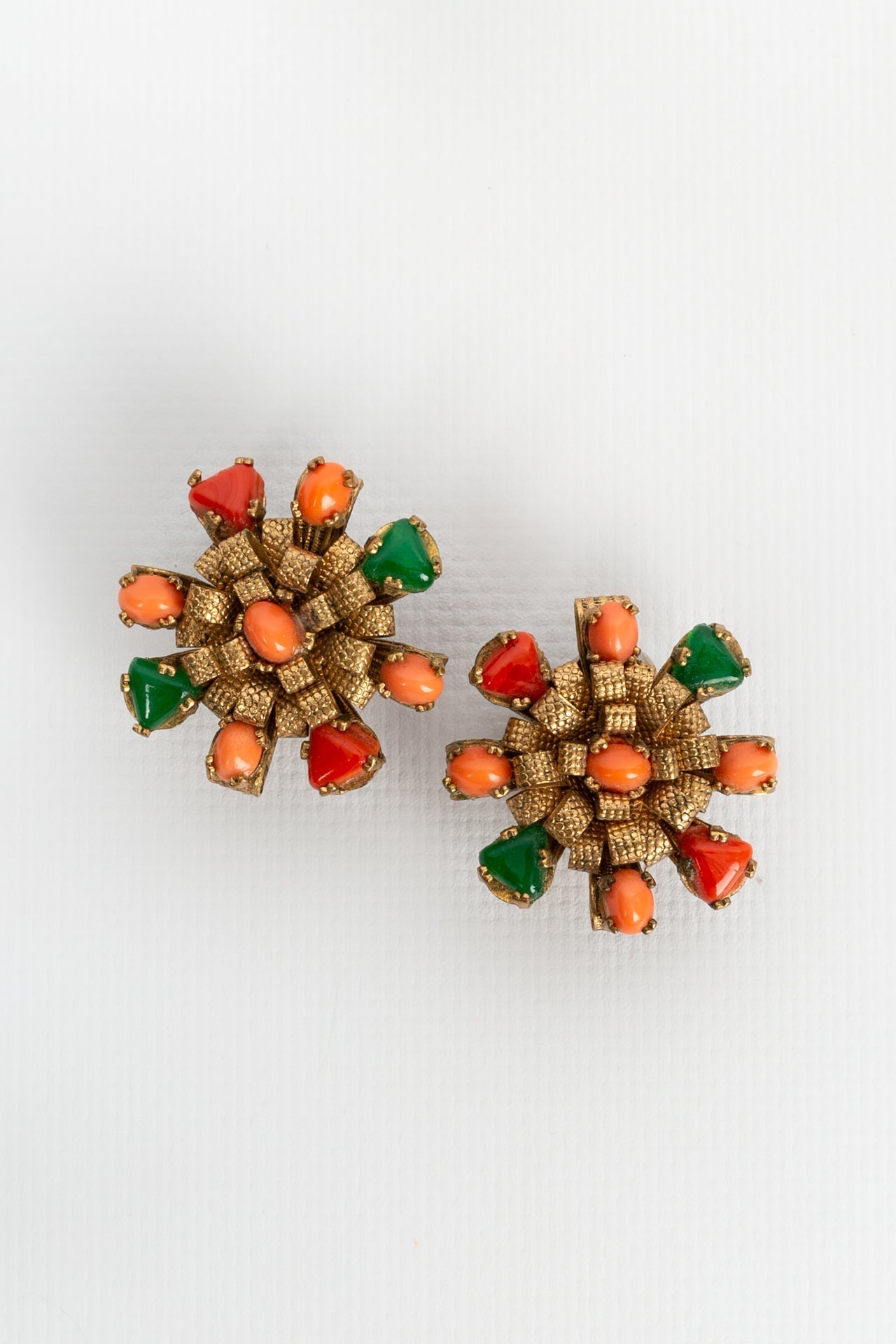 Boucles d'oreilles ÃƒÆ’Ã‚Â  cabochons colorÃƒÆ’Ã‚Â©s