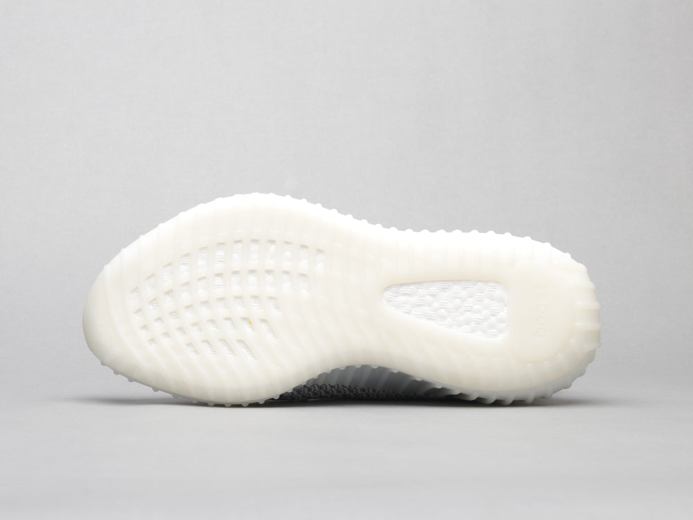 GLM - Yzy 350 White Angel Sneaker