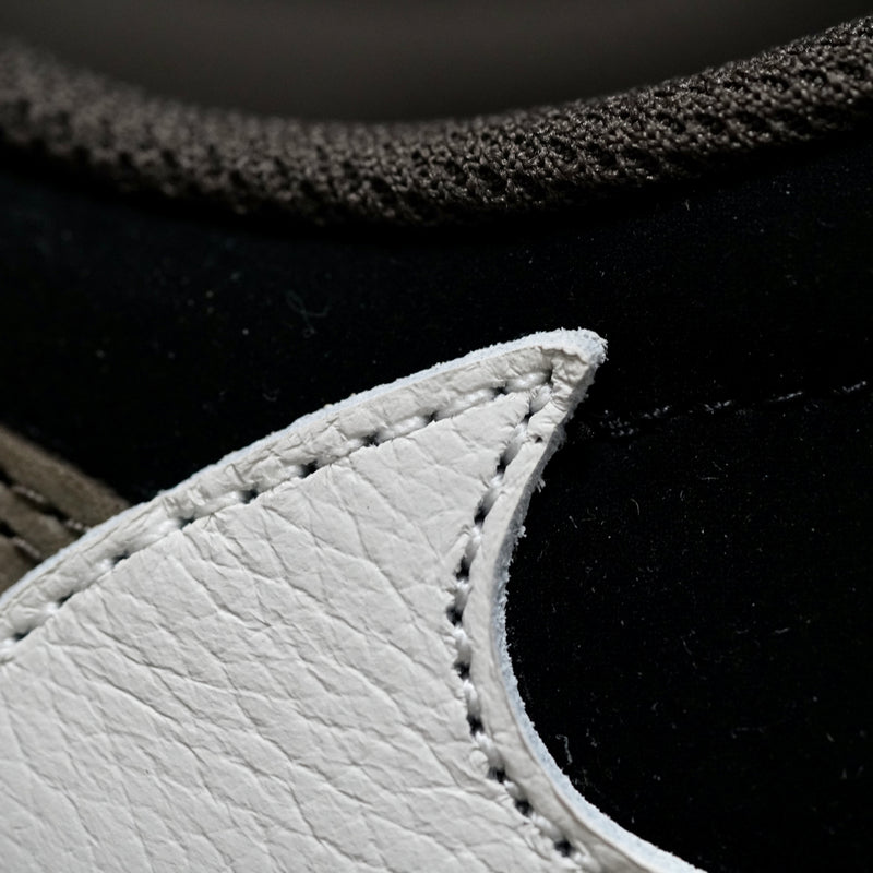 GLM - TS x AJ1 Barb Low Top