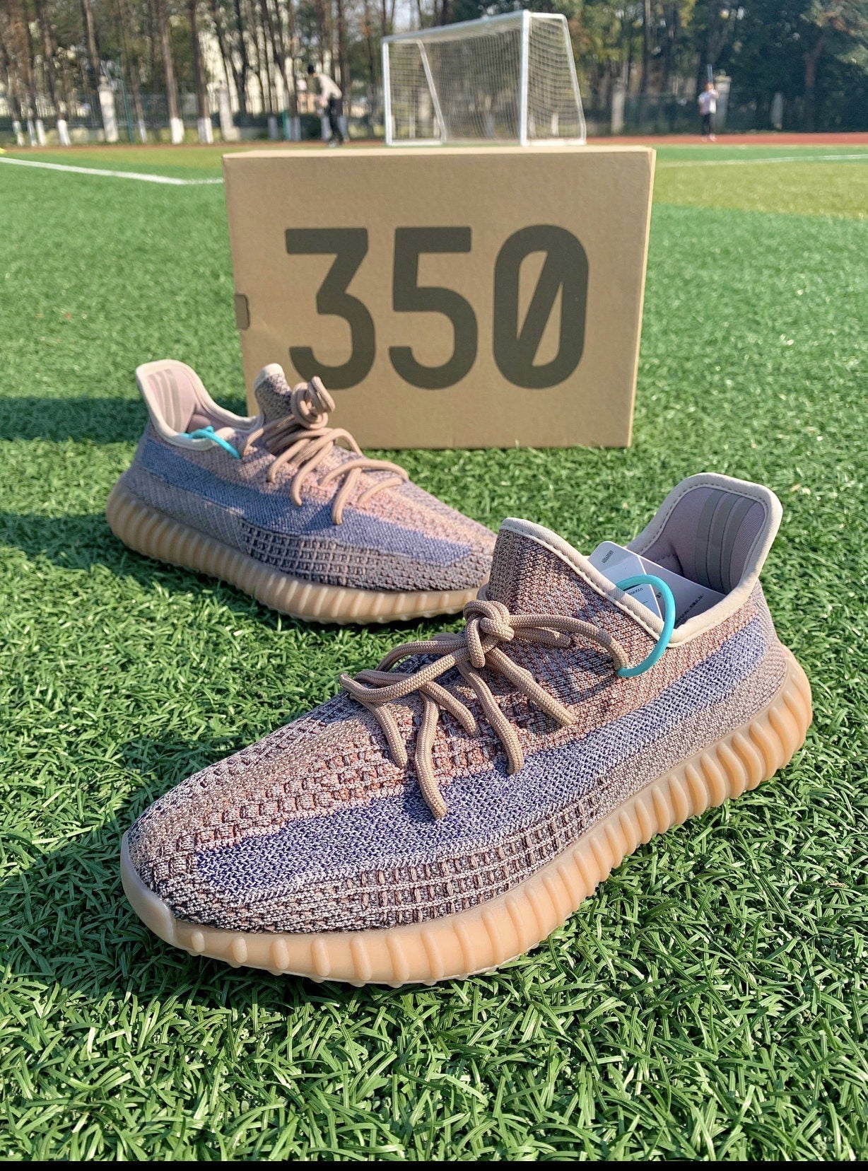 GLM - Yzy 380 Blue Brown Sneaker