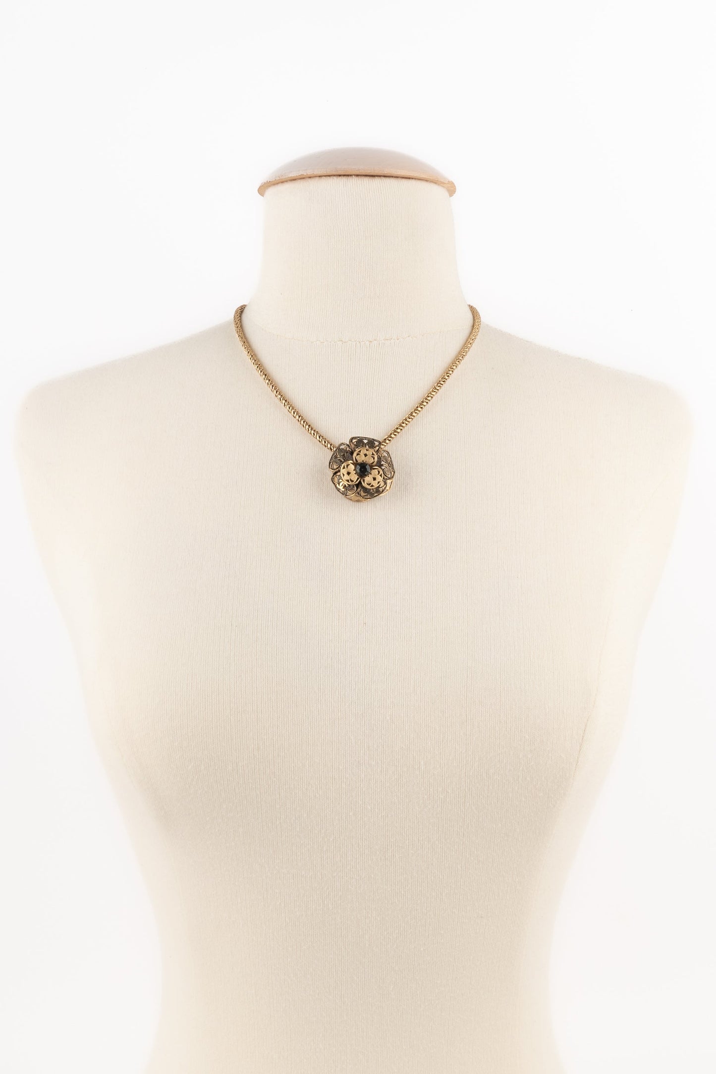 Collier Chanel 2001