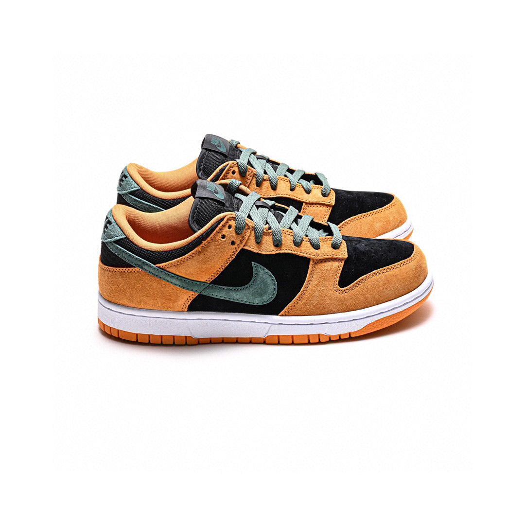 GLM - NKE Dunk Ceramic Black Orange