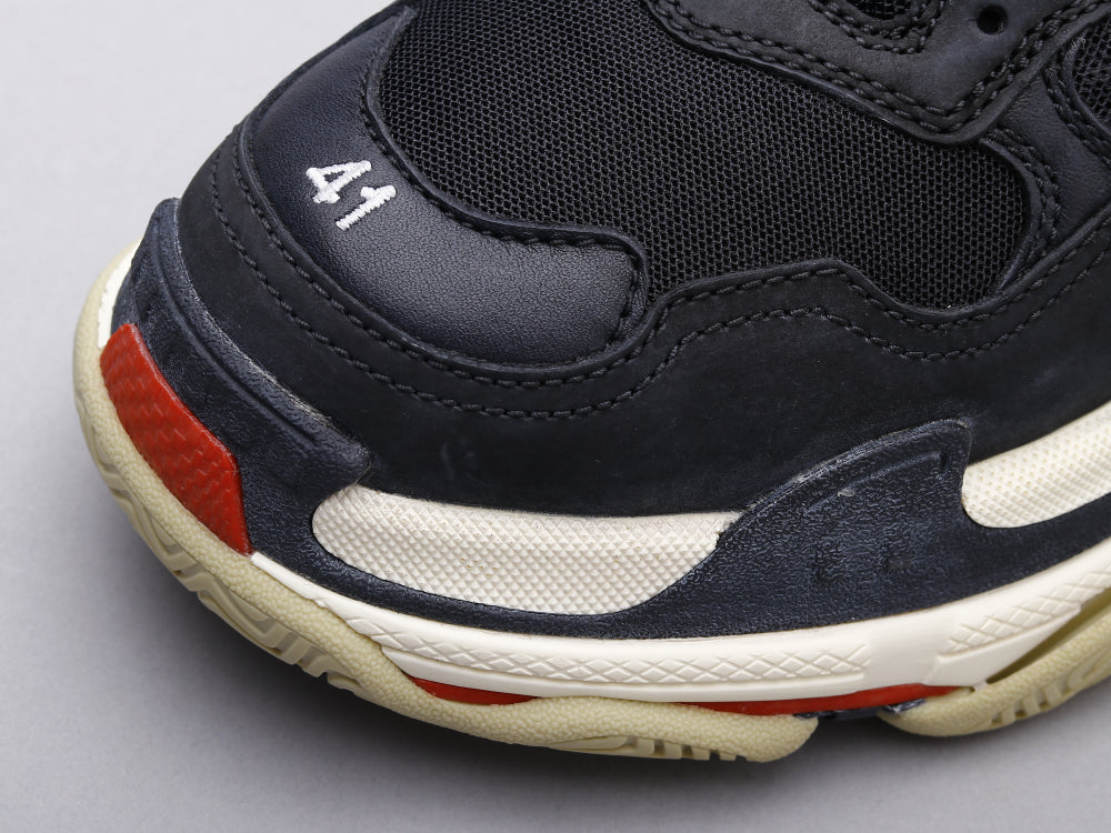 GLM - Bla Triple S Black and Red Sneaker