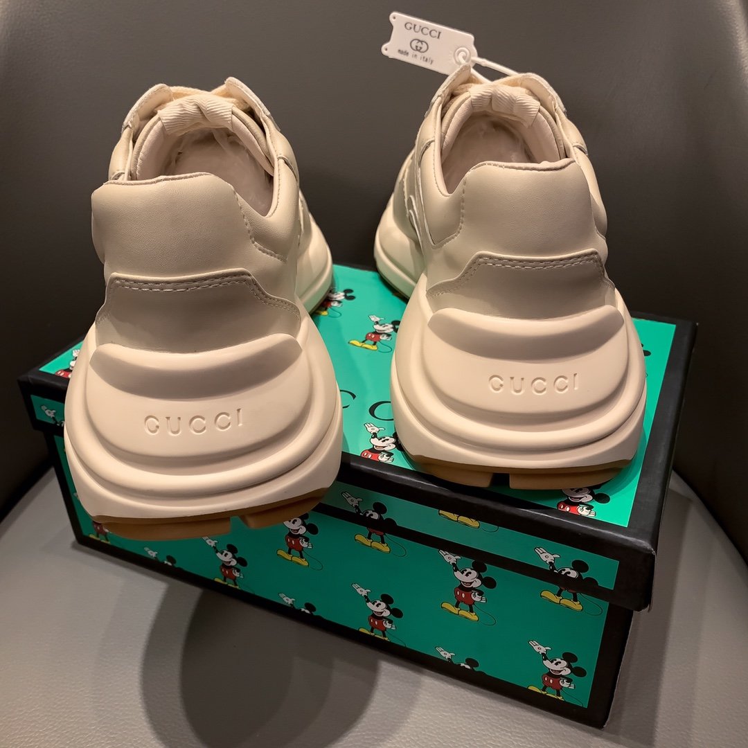 GLM-GCI  RHYTON SNEAKER WITH Mkey 131