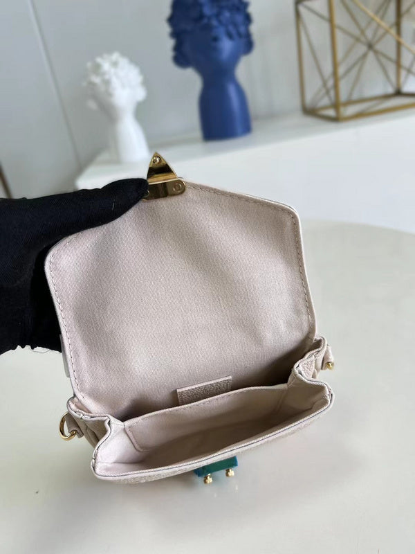 Satchel Bags - Mix1 Items - 029